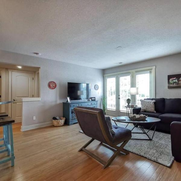 Amazing Locale 2KingBR 1BTH, Kansas City