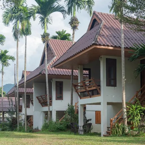 Betel Palm Village - Casa Retreat，位于拜县的酒店