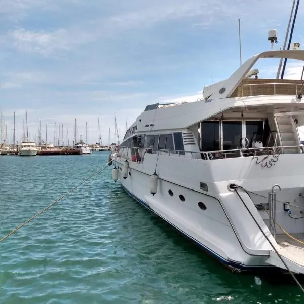 The boathouse, hotel in Málaga