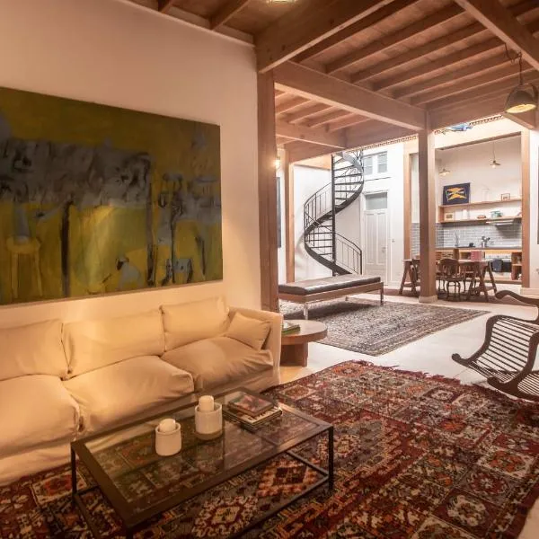 Villa with Rooftop Terrace in Barranco, hotel in Lima