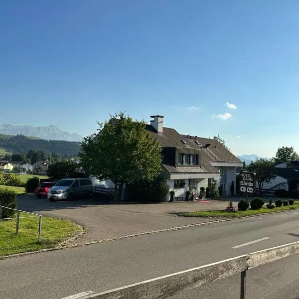 Hotel Säntis Teufen, hotel v destinaci Teufen