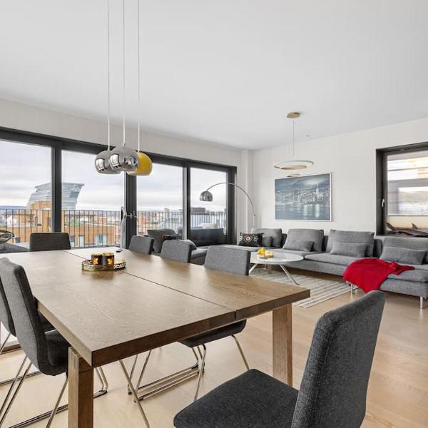 Modern 3bed room sea view apartment @ Oslo Barcode, Осло