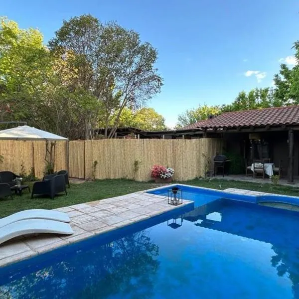 Aromos Lodge ll - Chacras de Coria, ξενοδοχείο σε Ciudad Lujan de Cuyo