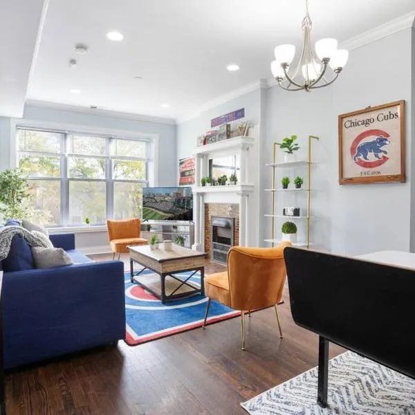 Game Day Getaway - 3BR in Vibrant Wrigleyville, hôtel à Chicago