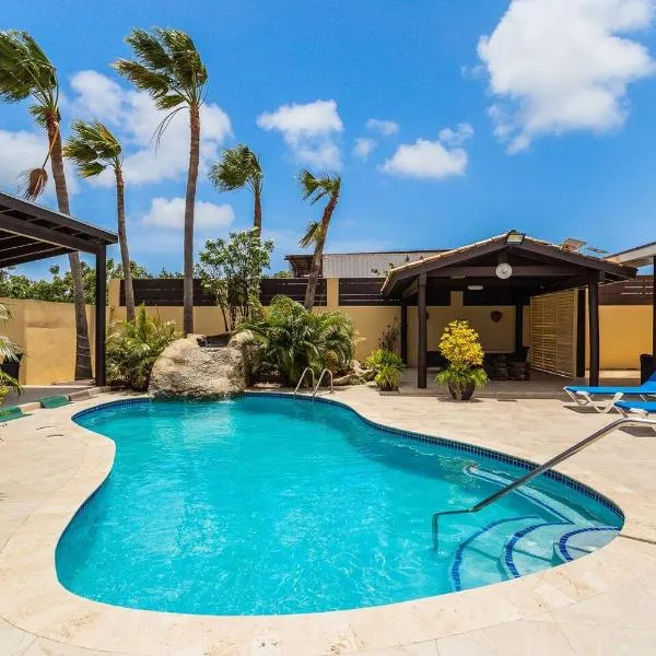 Juanedu Suites, hotel en Oranjestad