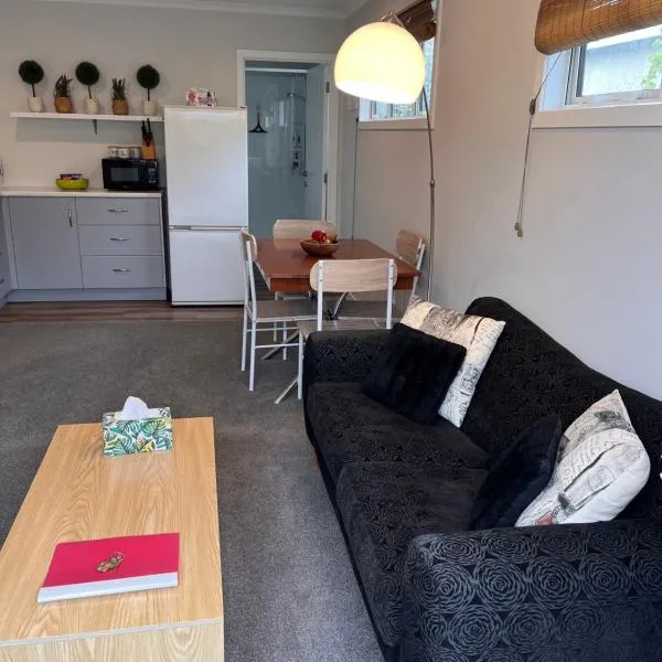 Modern studio apartment, hotell i Motueka