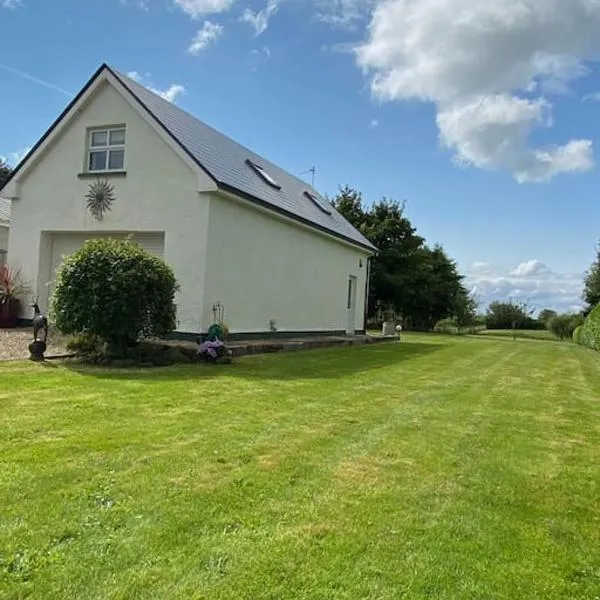 Breathnach Cottage Annexe Knockleagha Ballina F26 D7E2, hôtel à Ballina