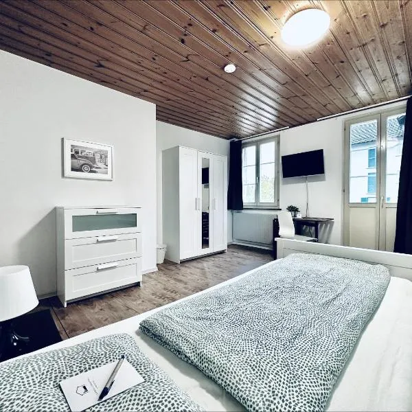 Monteurzimmer - Worker's accommodation - ZIMMERzuVERMIETEN in Biberist，位于Biberist的酒店