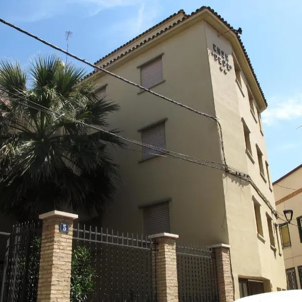 Hostal Casa Pepe, ξενοδοχείο σε Tauste