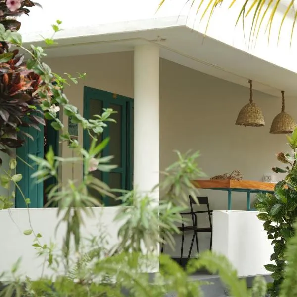 Cliff & Coral, hotel in Varkala