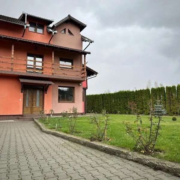 Pensiunea Floro, hotel in Întorsura Buzăului