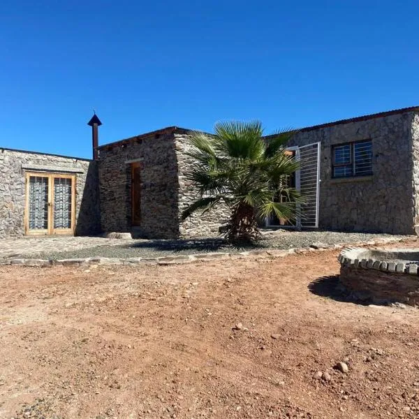 Die Kliphuisies 2, hotel in Oudtshoorn