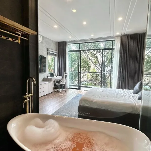 Khánh Nguyễn Luxury Apartment, balcony street view, large bathtub, hotel v Ho Či Minově městě