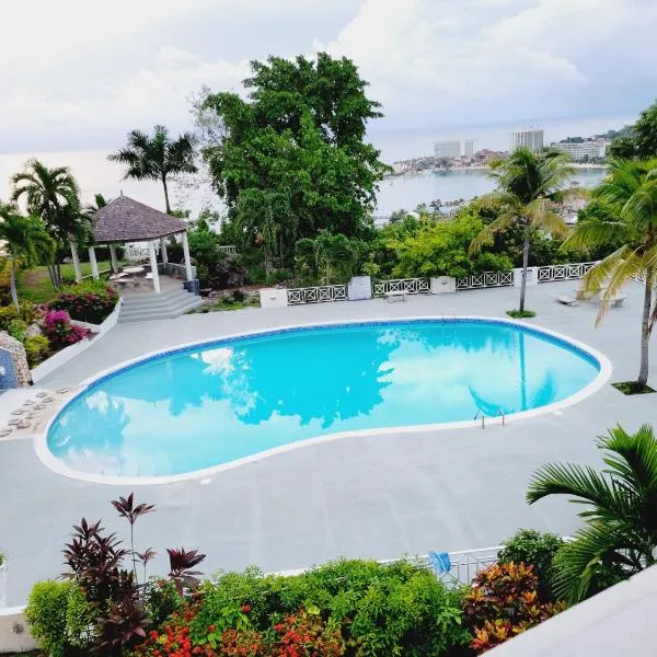 Blue Topaz, hotell i Ocho Rios