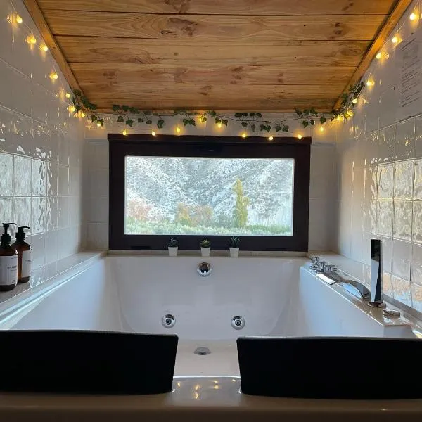 La Rosita alojamiento rural, ξενοδοχείο σε Hinojares