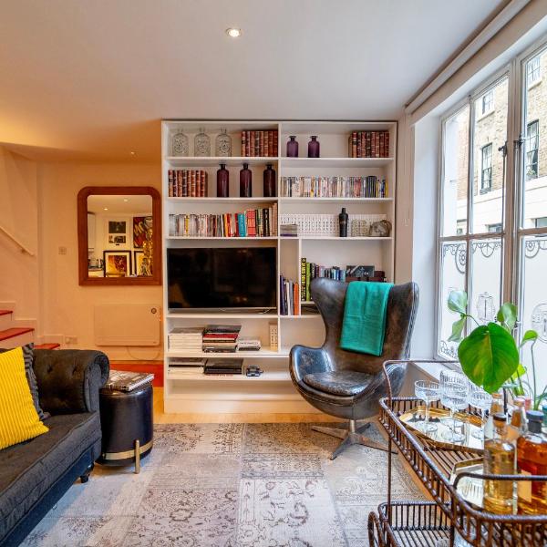 Spacious West End Duplex Apartment, W1 Central London