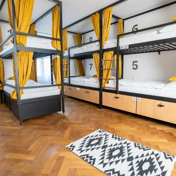 White Wolf House Hostel & Apartments, hotel in Prague