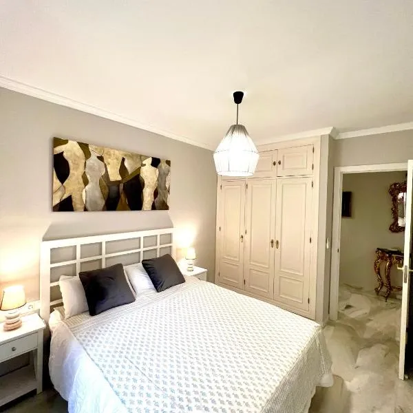 PUERTO DELUXE, hotel in Málaga