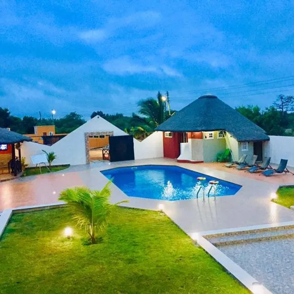 Royal Riverside Lodge，位于Big Ada的酒店