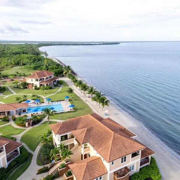 Seiri del Mar, hotel v destinaci Hopkins