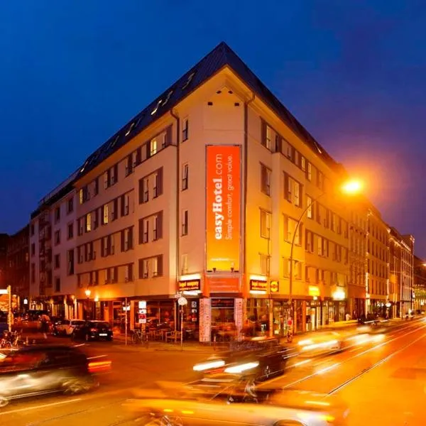 easyHotel Berlin Hackescher Markt, hotel v Berlíně