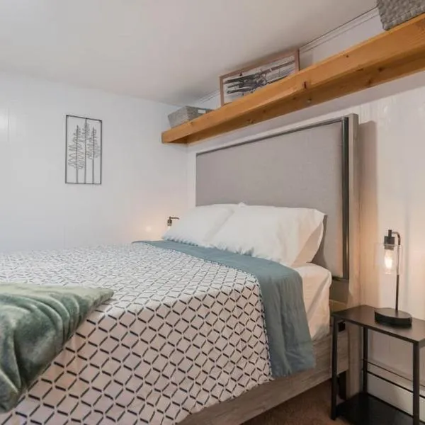 The Little Airport Getaway, hotel in Fairbanks