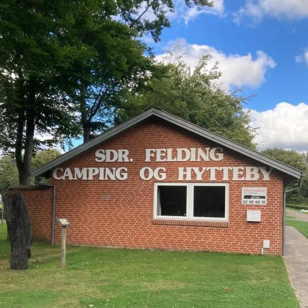 Sdr. Felding camping & hytteby, hotel en Sønder Felding