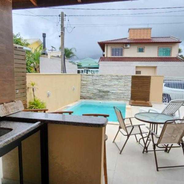 Linda casa no baln. Ponta do papagaio a 100m do mar