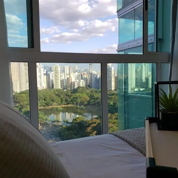 1 Qts.| 2 Hósp. | Linda vista| Ao lado do Shopping, hotel em Goiânia