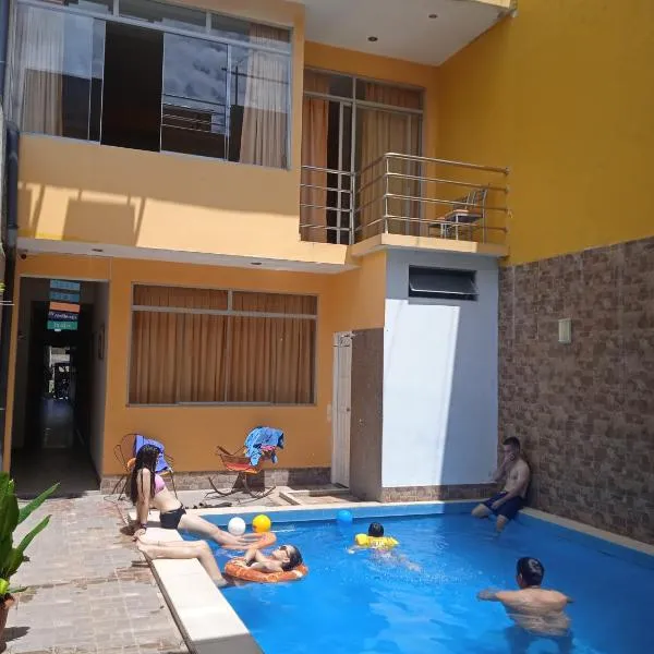 100 RV APARTMENTS IQUITOS PERU-Apartamento primer piso con ventana a piscina, hotel em Iquitos