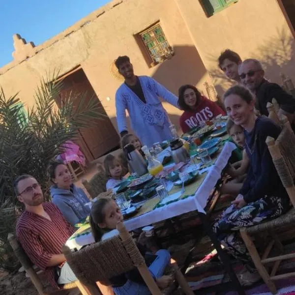 AUBERGE SAHARA IRIKI & Désert Tours, hotel in Foum Zguid