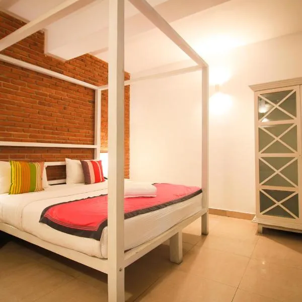 Clock Inn Dehiwala, hotel v destinaci Mount Lavinia