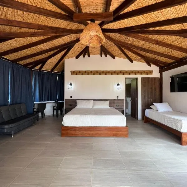 Cabañas Villa Celeste，位于莱瓦镇的酒店