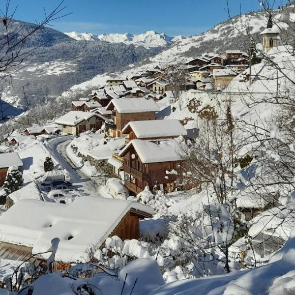 Ski Chalet - Chez Helene Ski fb