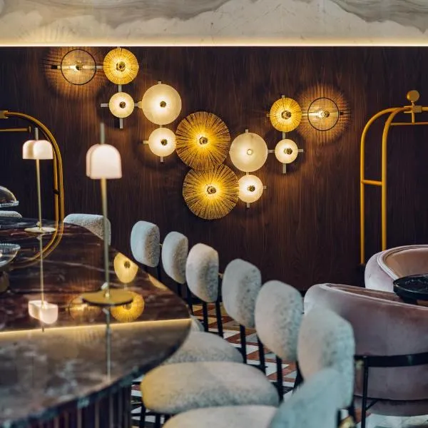 Hotel Pinar Plaza, hotel i Madrid