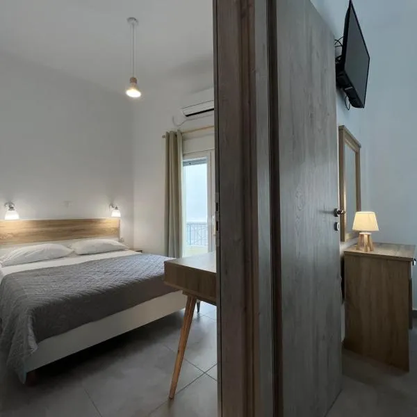 Thèros, Hotel in Ermoupoli