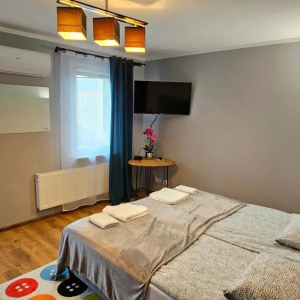 Miami Vice apartament by Karl, hotel di Radom