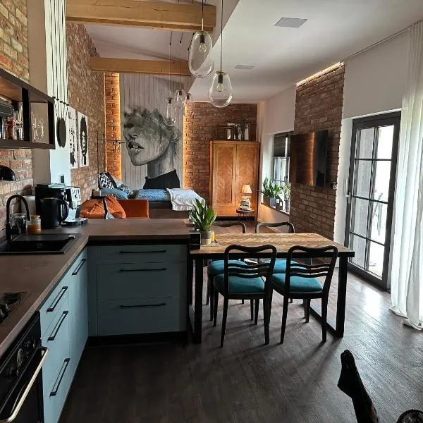 Design apartmán v zahradě, ξενοδοχείο σε Hlinsko