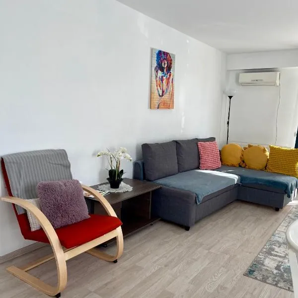 Fly Airport Residences & Therme-SELF CHECK-IN, hotel di Otopeni