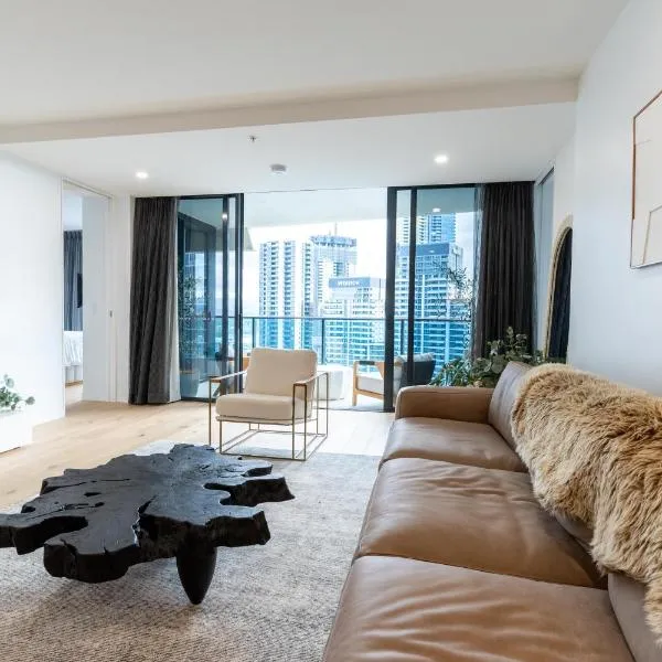 Broadbeach Luxury Oracle Tower 1 Apartment 2Bed 2Bath 1 Car, hotel in Broadbeach