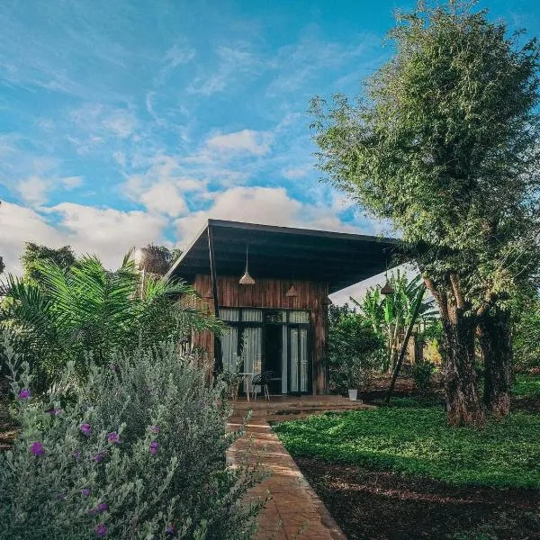 Paksong Farmstay Gia Lai - Venuestay, hotel v destinaci Pleiku