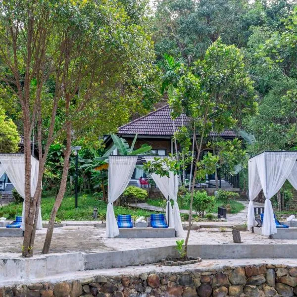 Koh Rong Hill Beach Resort, hotel in Koh Rong Island