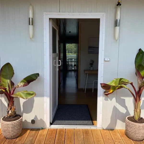 Hausboot im Hafen, hótel í Sankt Goar