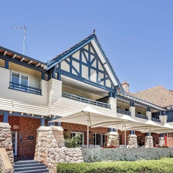 Caves House Hotel & Apartments Yallingup，位于亚林加普的酒店