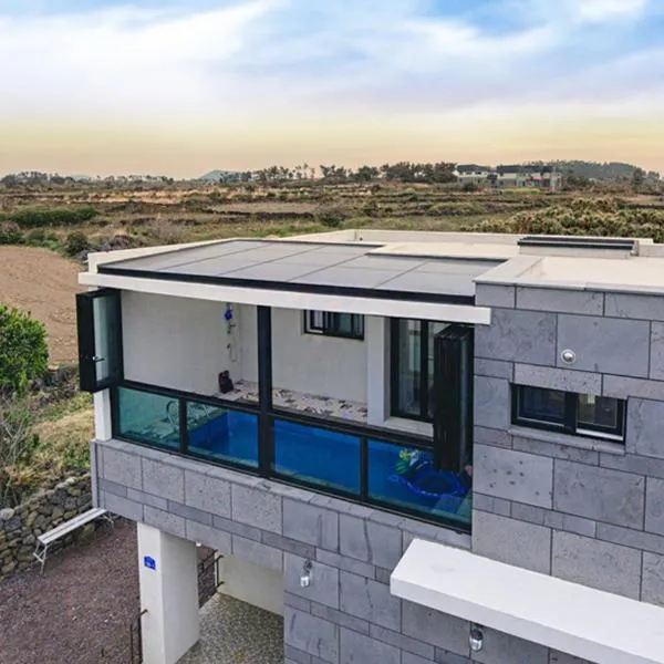 Homechee Poolvilla, hotel a Jeju