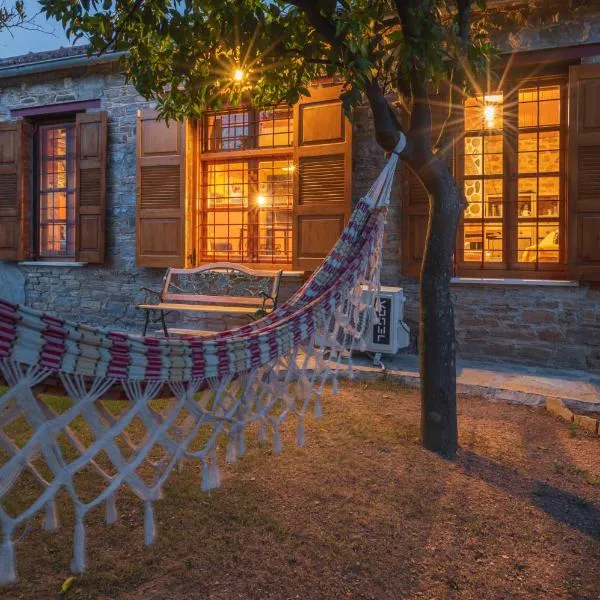 The Pirates Lodge Milina - Chill-out in Strandnähe, hotel in Milína