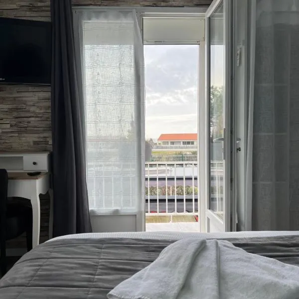 Au Petit Bonheur, hotel in La Tranche-sur-Mer