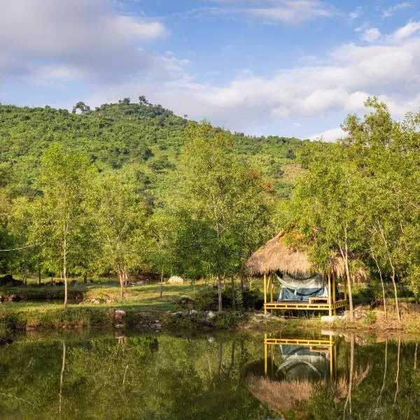 Kampot Camping - Eco Retreat, hôtel à Kampot