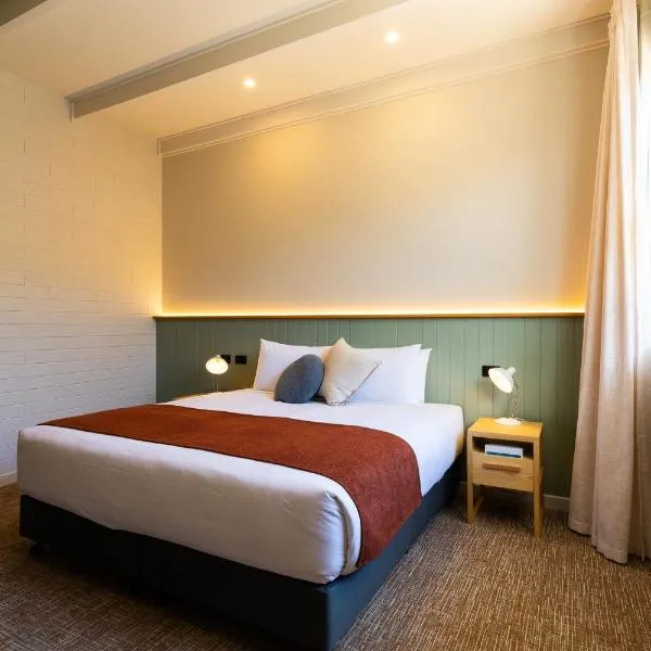 The Clovercrest Hotel Motel, hotel in Modbury