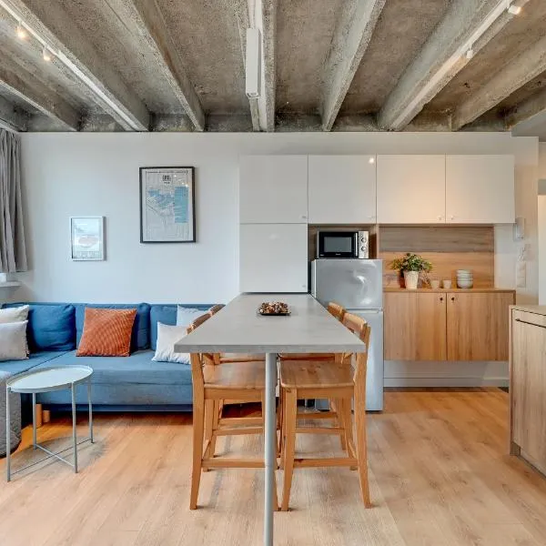 Gdynia z widokiem na morze by Downtown Apartments, hotel in Gdynia